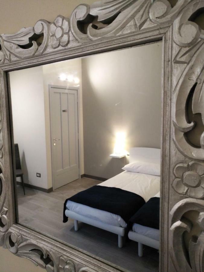Отель Sogni D'Arte Romagnano Sesia Экстерьер фото